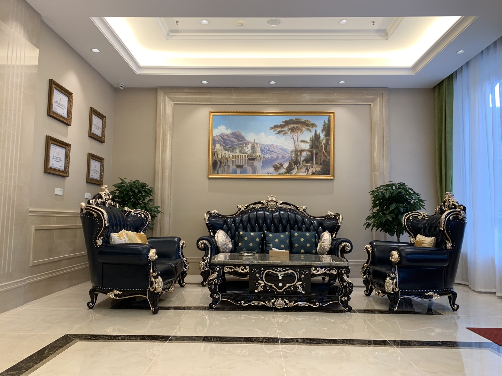 Main gallery