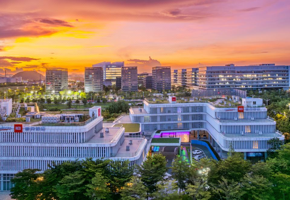 Radisson RED Dongguan BinHaiWan Bay Area