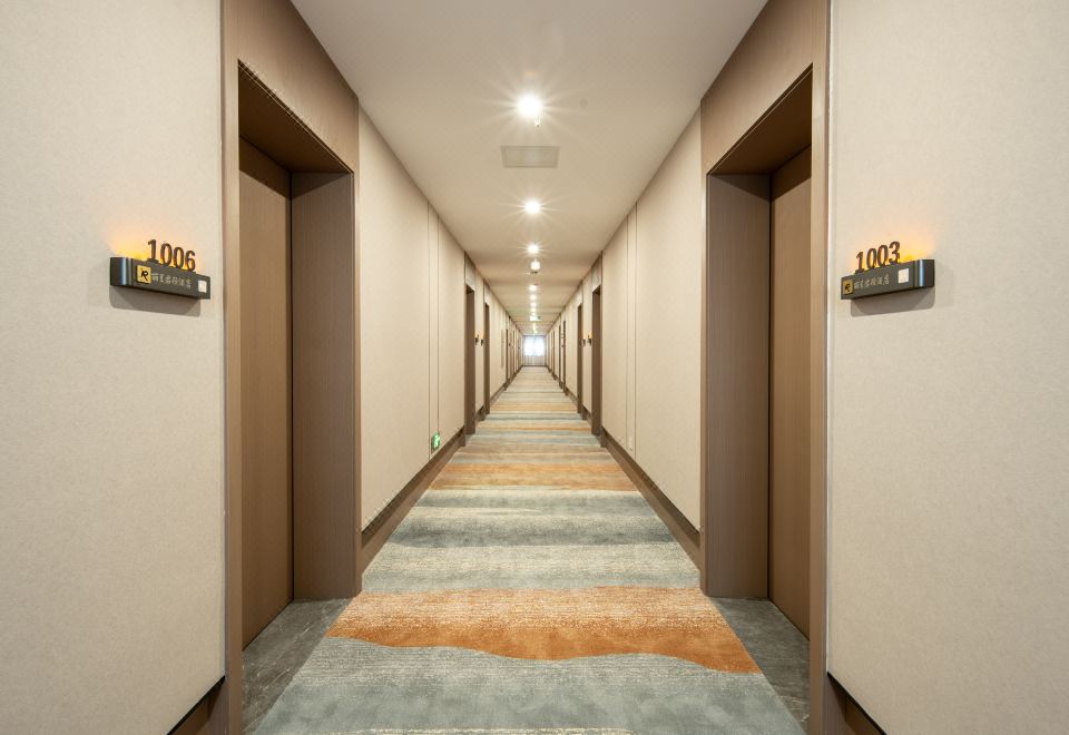 Rezen Jundun Hotel (Chengdu Jintang)