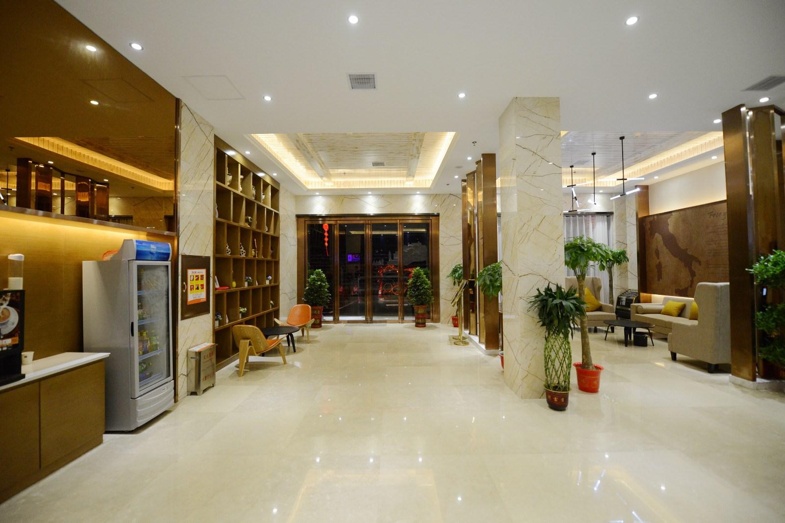 Main gallery