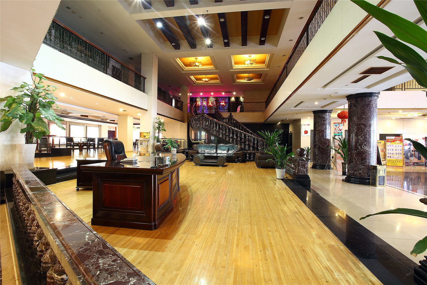 Main gallery