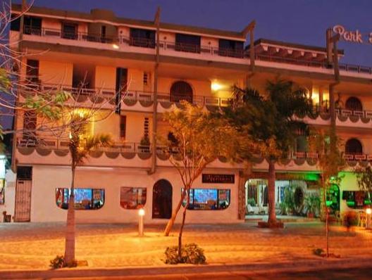 Park Hotel Santa Marta image 1