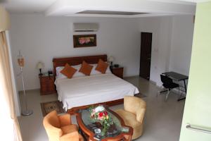 Mi Corral Plaza photo 5