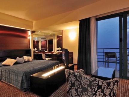 Club Hotel Casino Loutraki コリンティアコス湾 Greece thumbnail