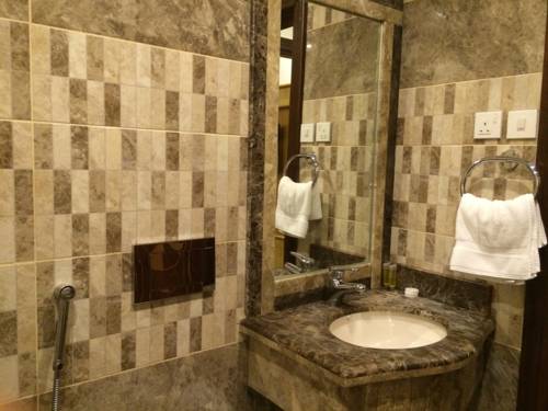 AL MAHMAL HOTEL