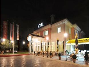 Hotel Orasac Cukarica Serbia thumbnail
