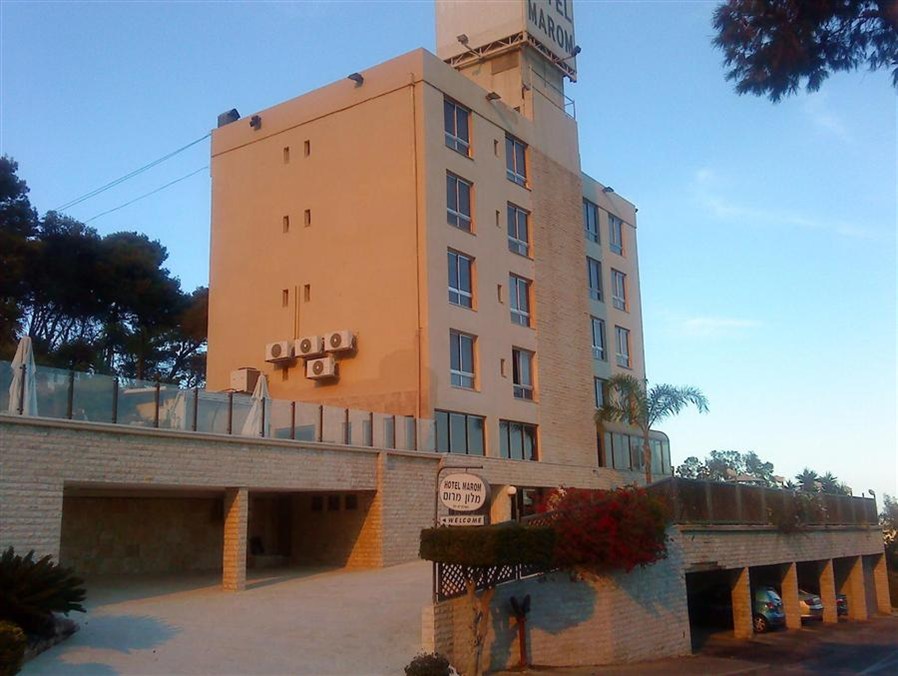 Marom Hotel image 1