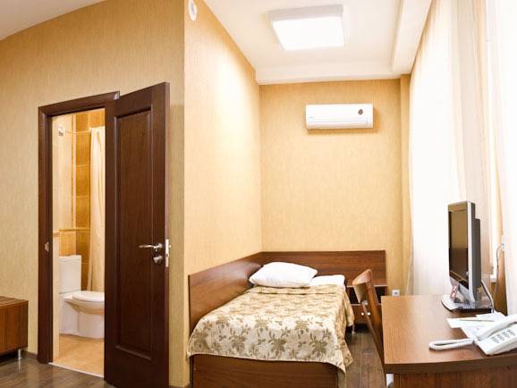 Yaik Hotel photo 4