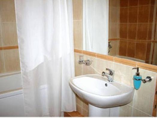 Yaik Hotel photo 2