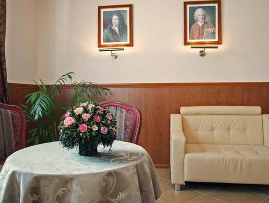 Lomonosov photo 3