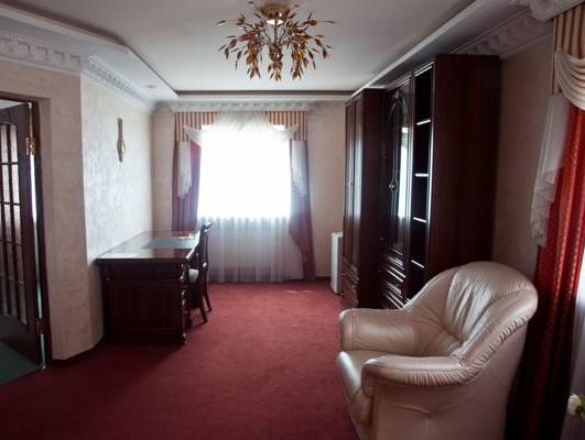 Oktyabrskaya Hotel photo 5