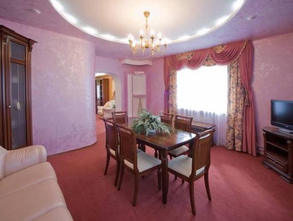Oktyabrskaya Hotel photo 3