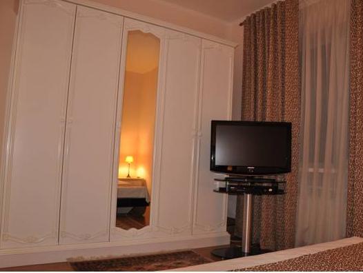 Byron hotel photo 4