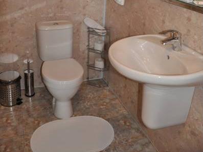 Byron hotel photo 2