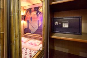 "Domino" design hotel photo 5