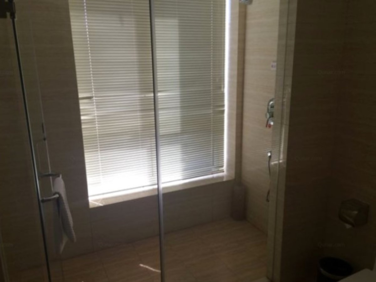 Yi Li Ao Si Te Hotel