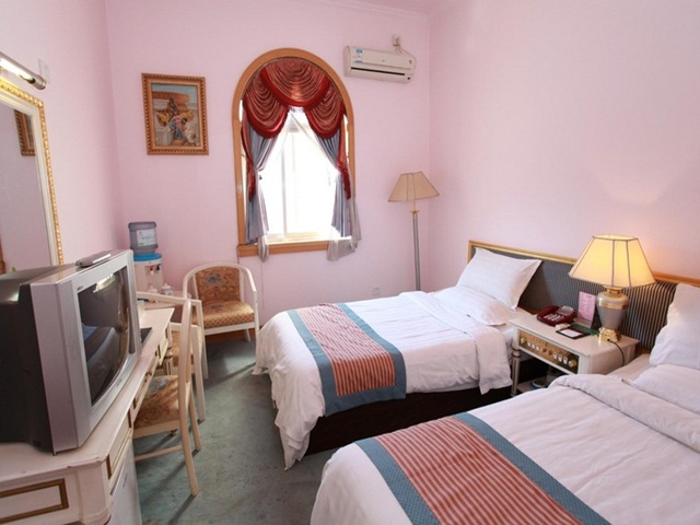 Royal Garden Hotel photo 4