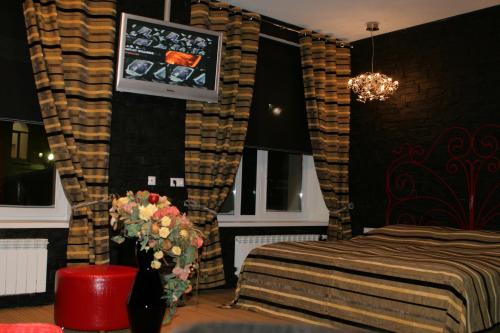 Toyan photo 2