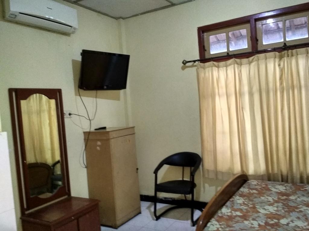 Penginapan Kunthi photo 2