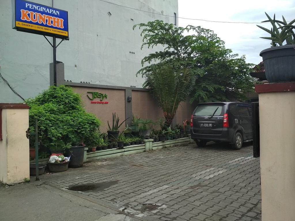 Penginapan Kunthi photo 4