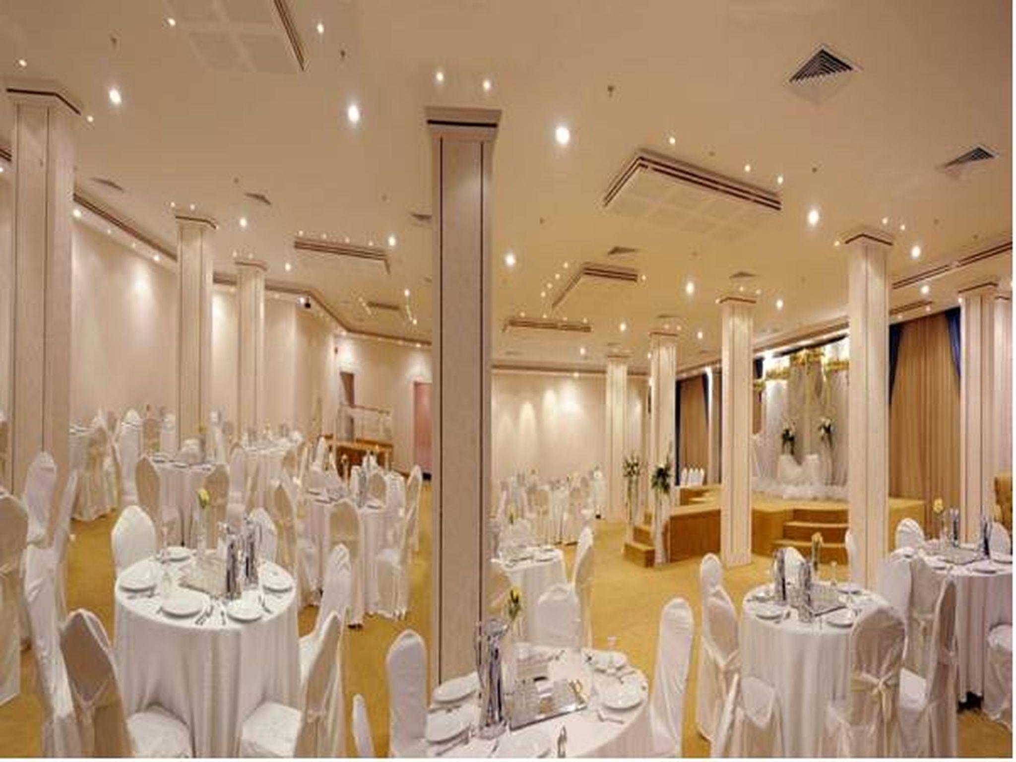Al-Waha Hotel