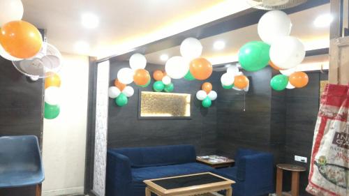 Lobby 2, City Hotel Prayagraj, Kaushambi