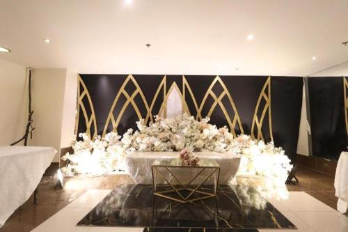 "Almakan Suites 111"