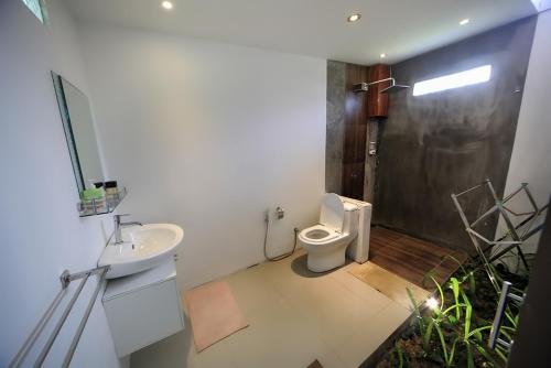 Sailor's Rest photo 2