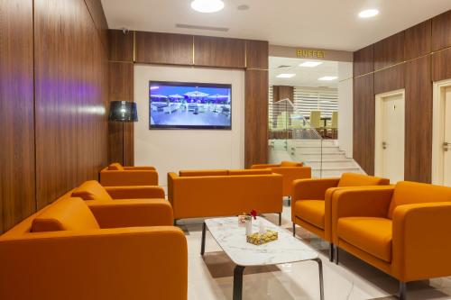 Shared lounge or TV area