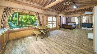 Yeongwol Wood Valley Pension photo 4
