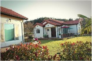 Haenam Ttangkkeunmaeul Hwigelri Pension photo 4