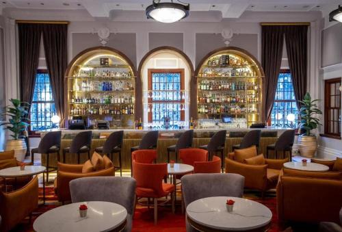 Taj Luxury Suite