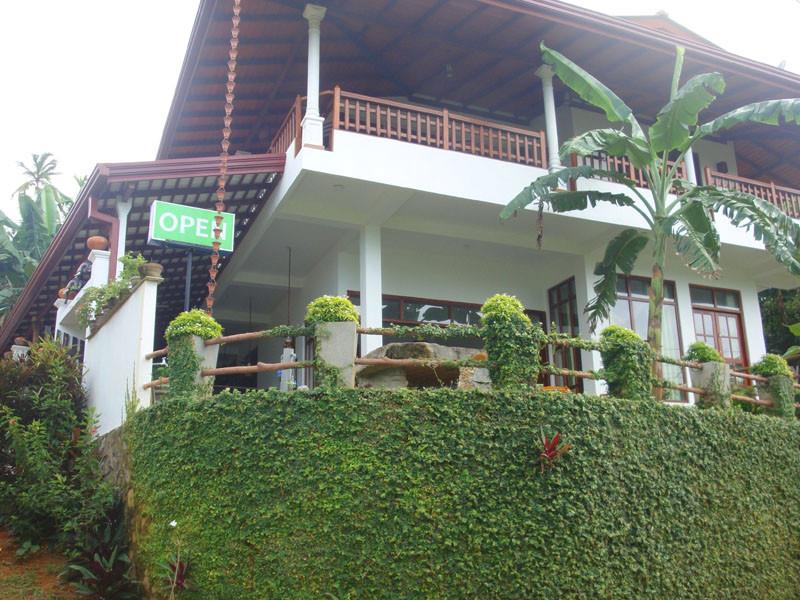 Hotel Mahena photo 2