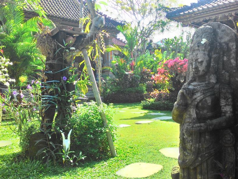 Kadek Nadhi Guest House photo 5