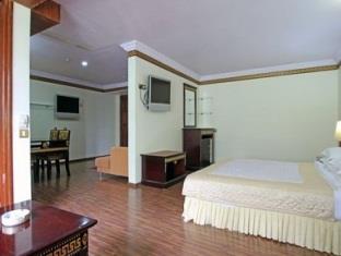 The Shelton Grand Hotel photo 5
