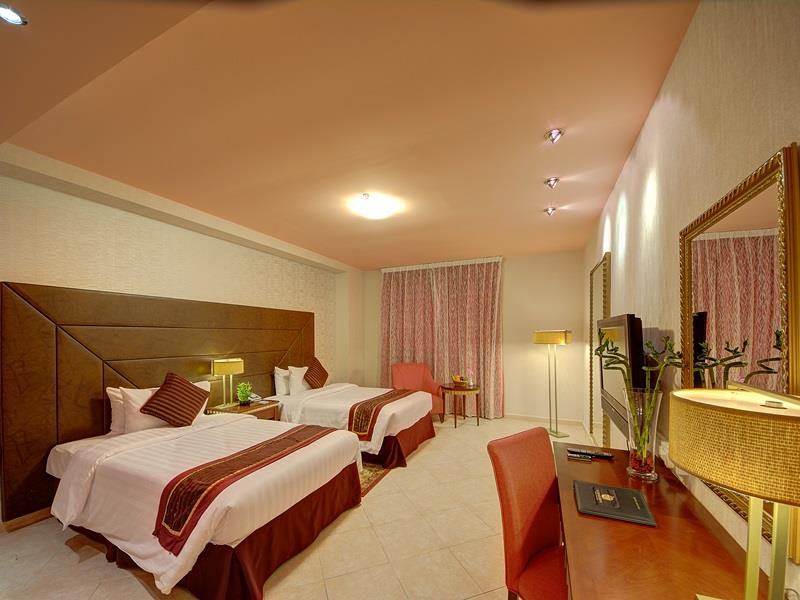 Al Manar Grand Hotel Apartment image 1