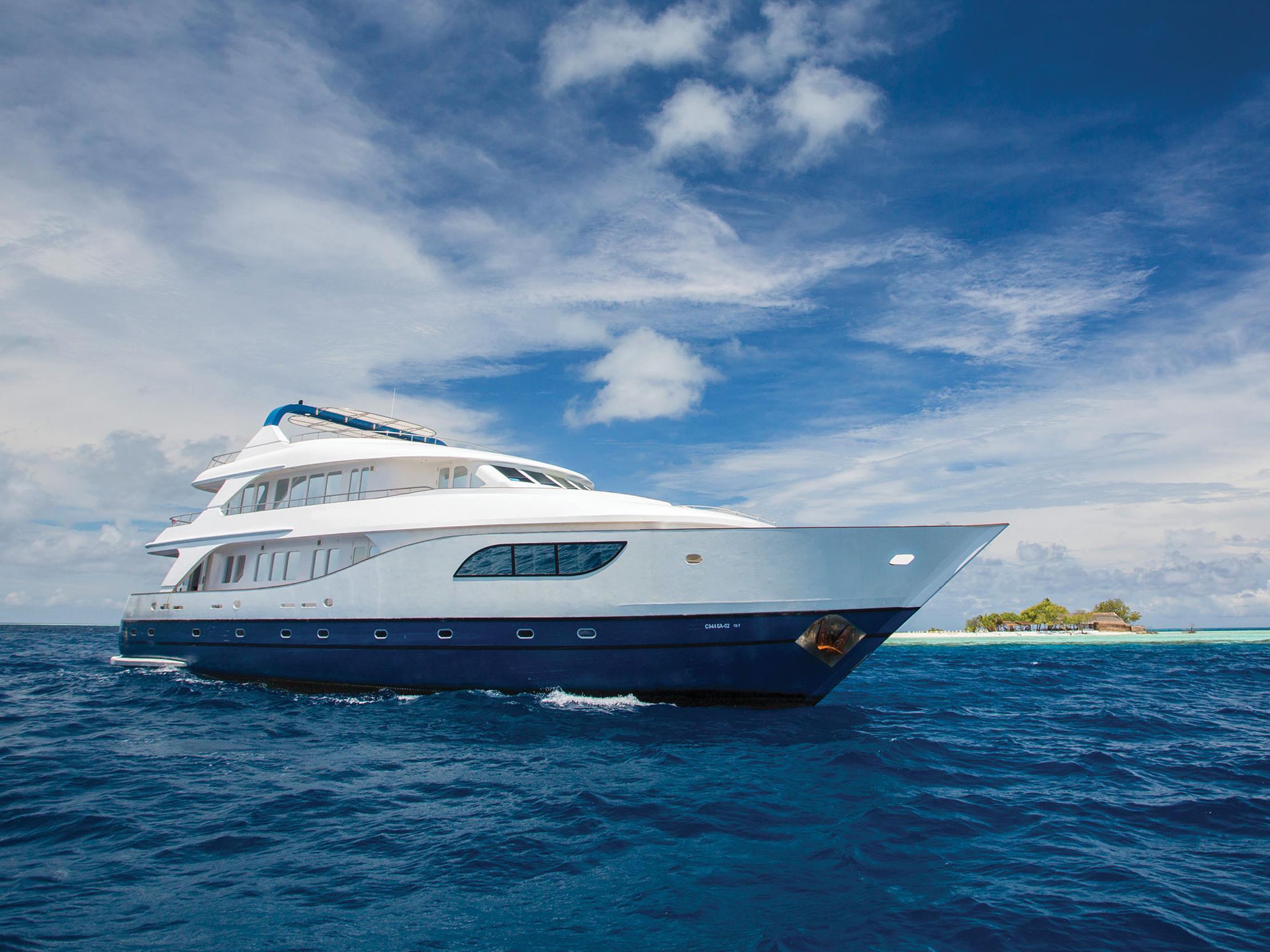 Honors Legacy Yacht photo 2