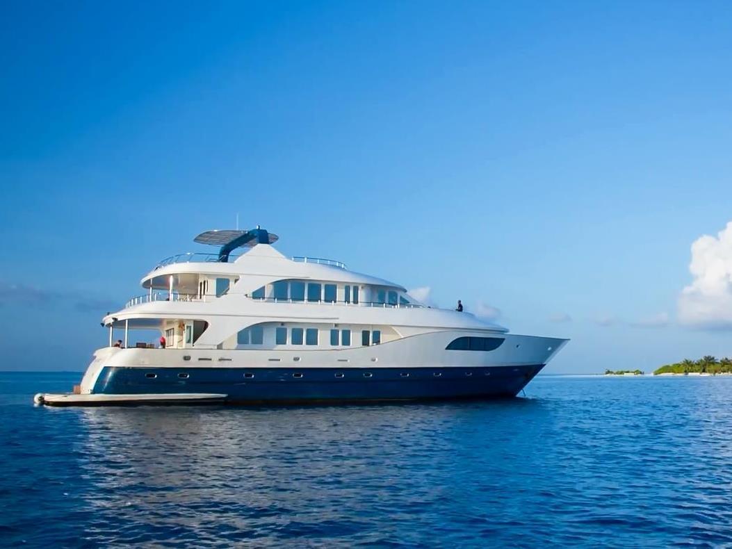 Honors Legacy Yacht photo 3