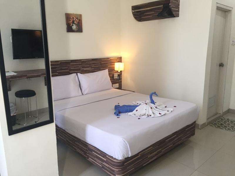 72 Hotel photo 3