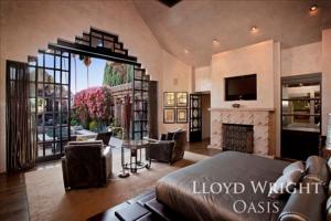 1037 - Lloyd Wright Oasis