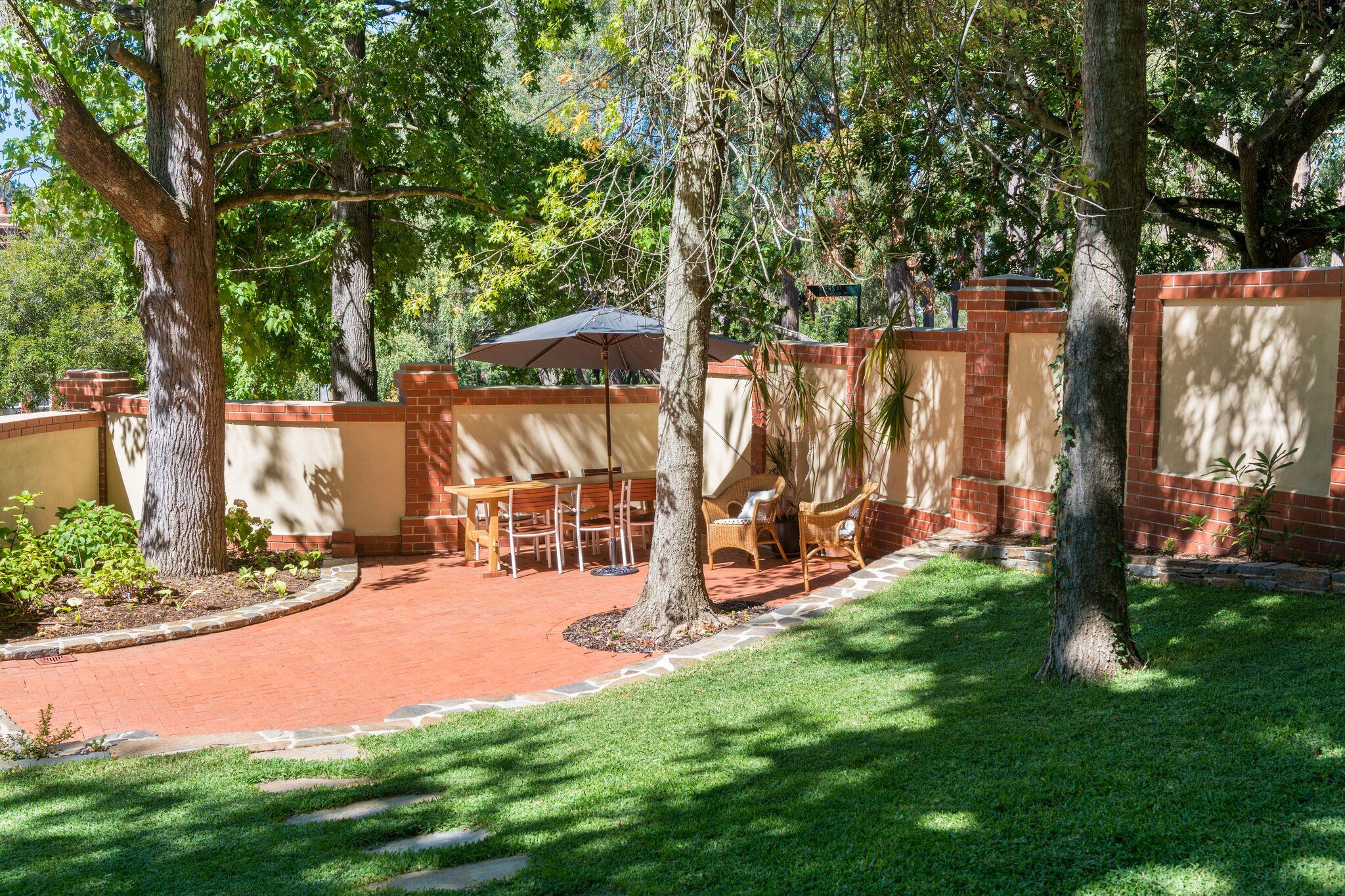 Sherwoode Bed and Breakfast photo 5