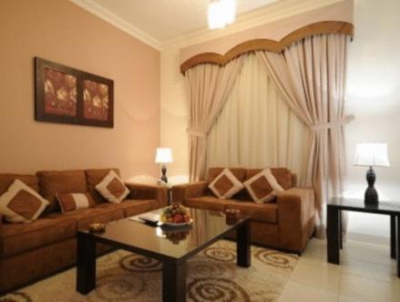 Royal Hotel & Suites photo 5