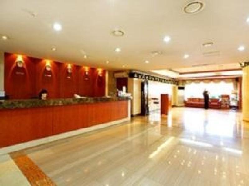 Benikea Savoy Hotel Changwon photo 3
