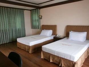 Pangil Beach Resort photo 3