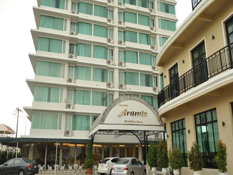 Aramis Hotel Nakhon Sawan image 1