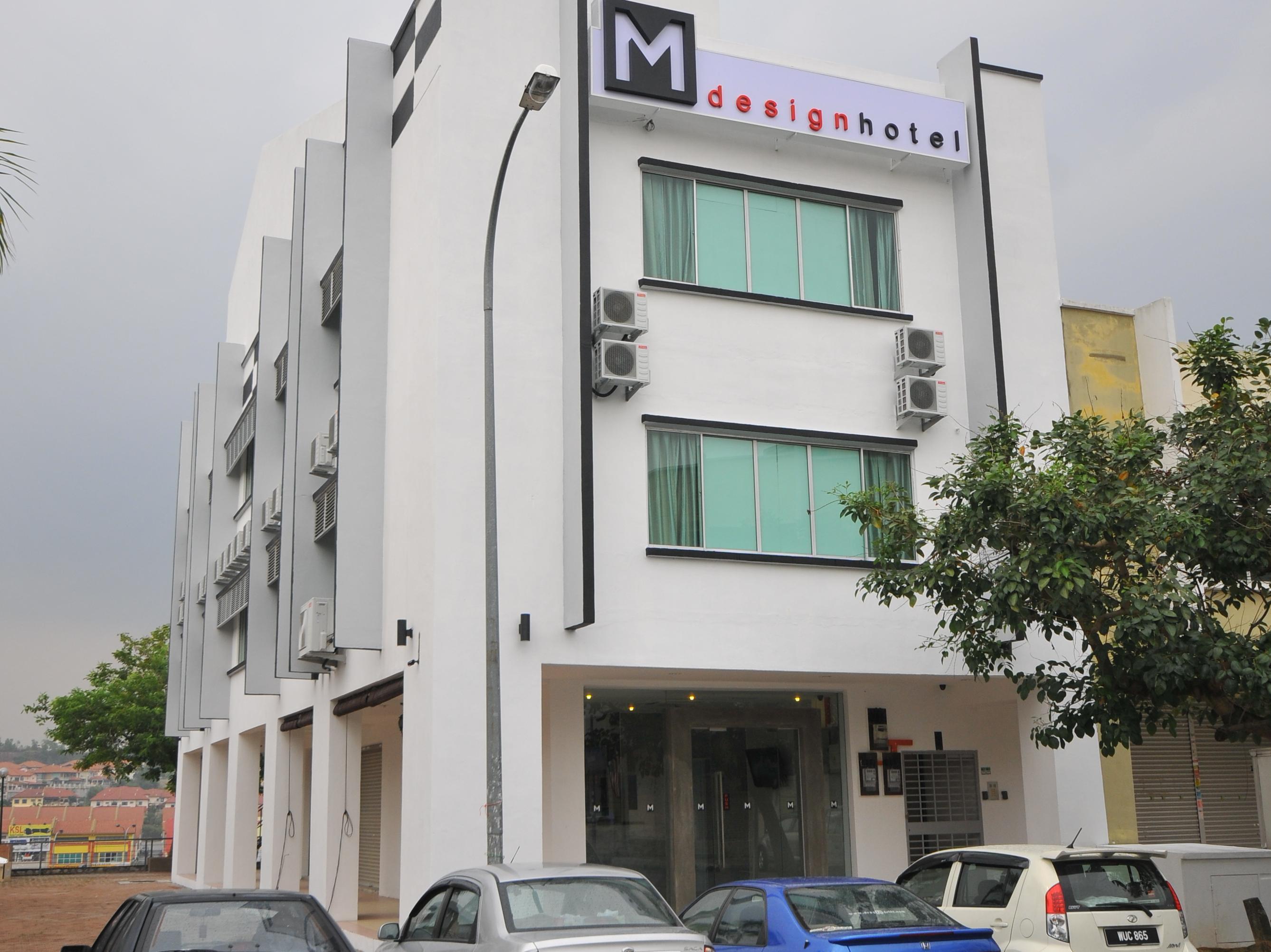 M Design Hotel @ Seri Kembangan image 1