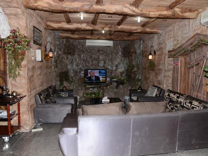 Al Janaderia 1 photo 2