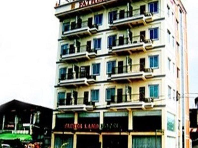 Royal Boss Hotel photo 3
