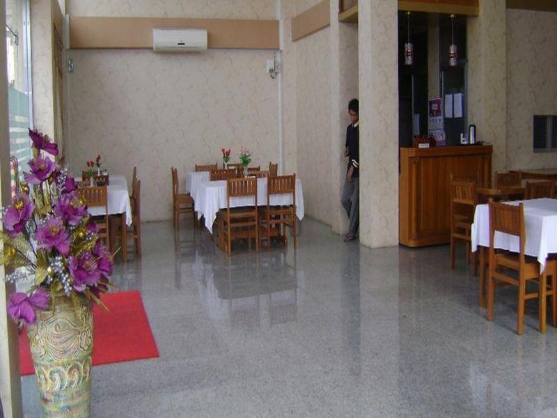 Royal Boss Hotel photo 4