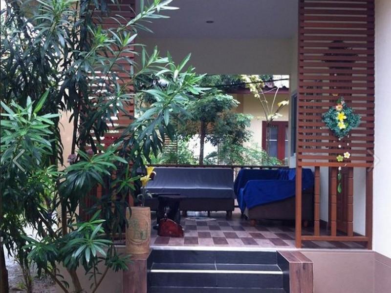 Eiamsiri Resort